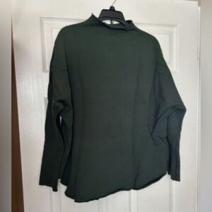 Frank & Eileen Dark Green Long Sleeve Top